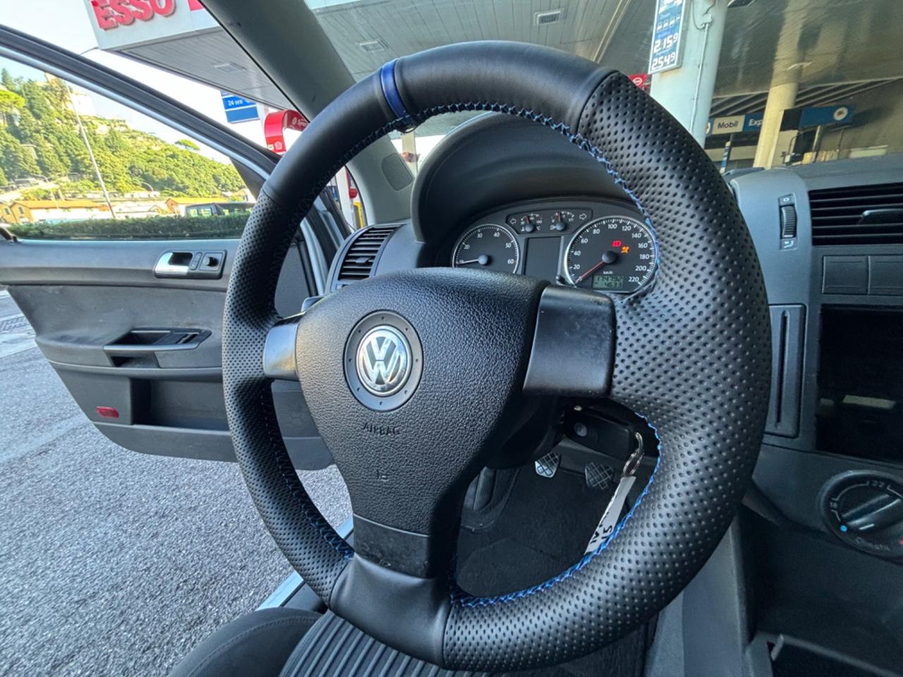 Volkswagen Polo 1.4/75CV 16V 5p. Sportline