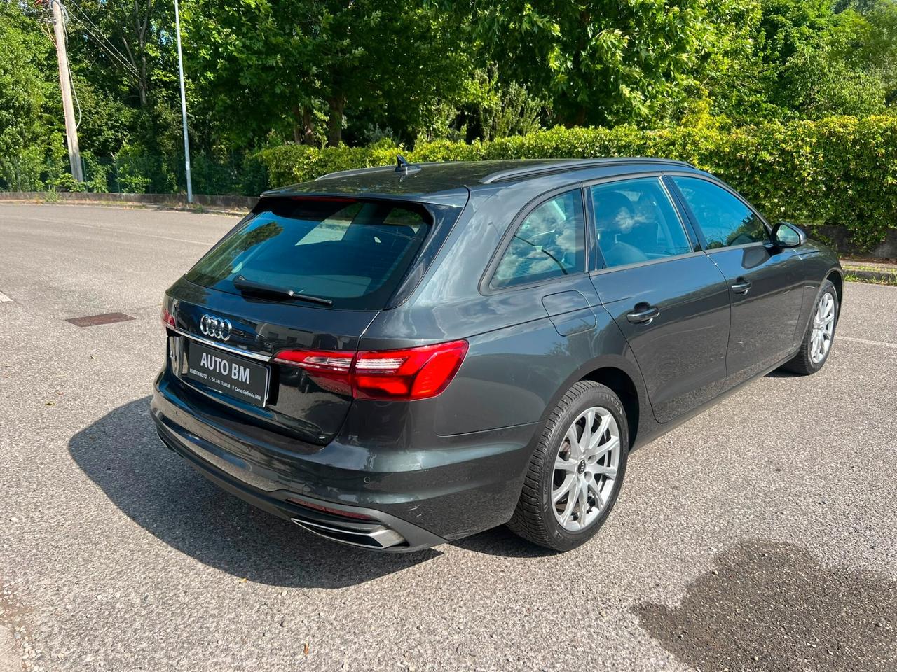 Audi A4 Avant 35 TDI S tronic Business