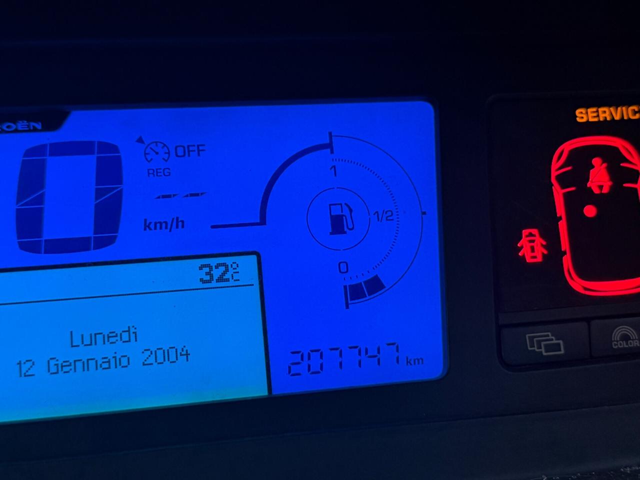 CITROEN C4 2.0 DIESEL AUTOMATICO PER COMERCIANȚI