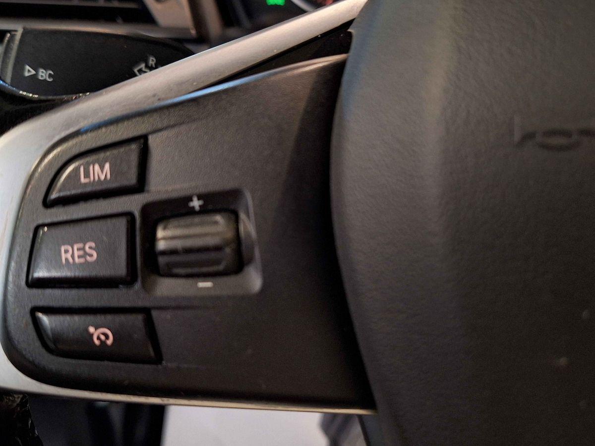 BMW 218d Active Tourer AUTOM - PELLE - VETRI SC - NAVIG - GARANZIA 24 MESI