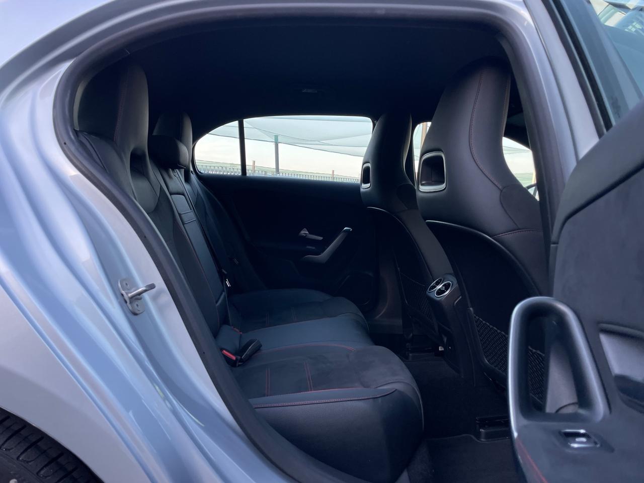 Mercedes-benz A 180 Automatic AMG Line Premium