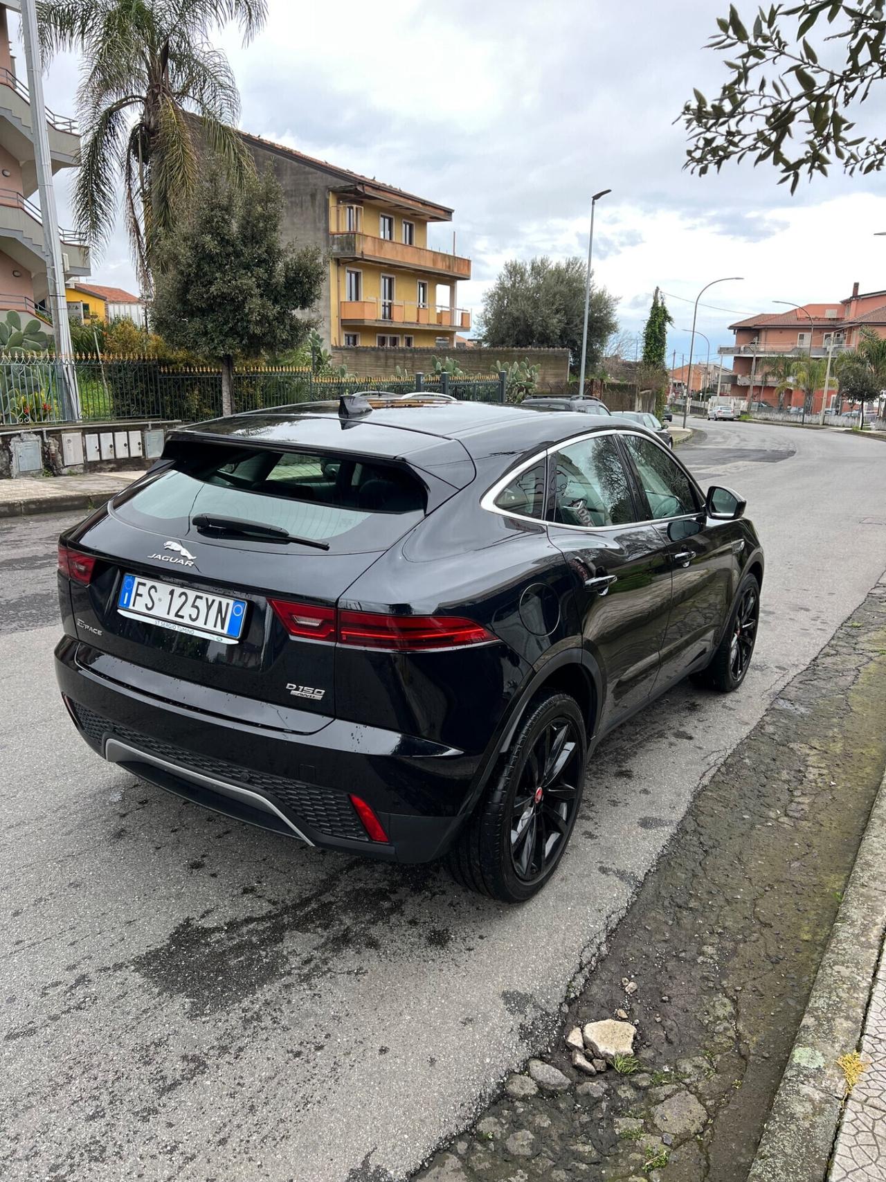 Jaguar E-Pace 2.0D 150 CV R-Dynamic
