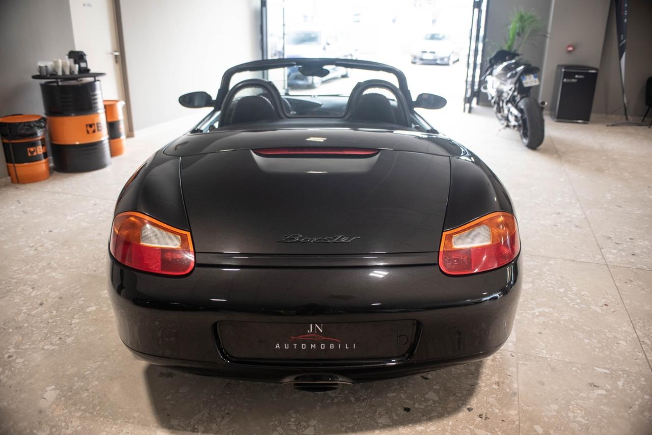 Porsche Boxster 2.5i 24V cat
