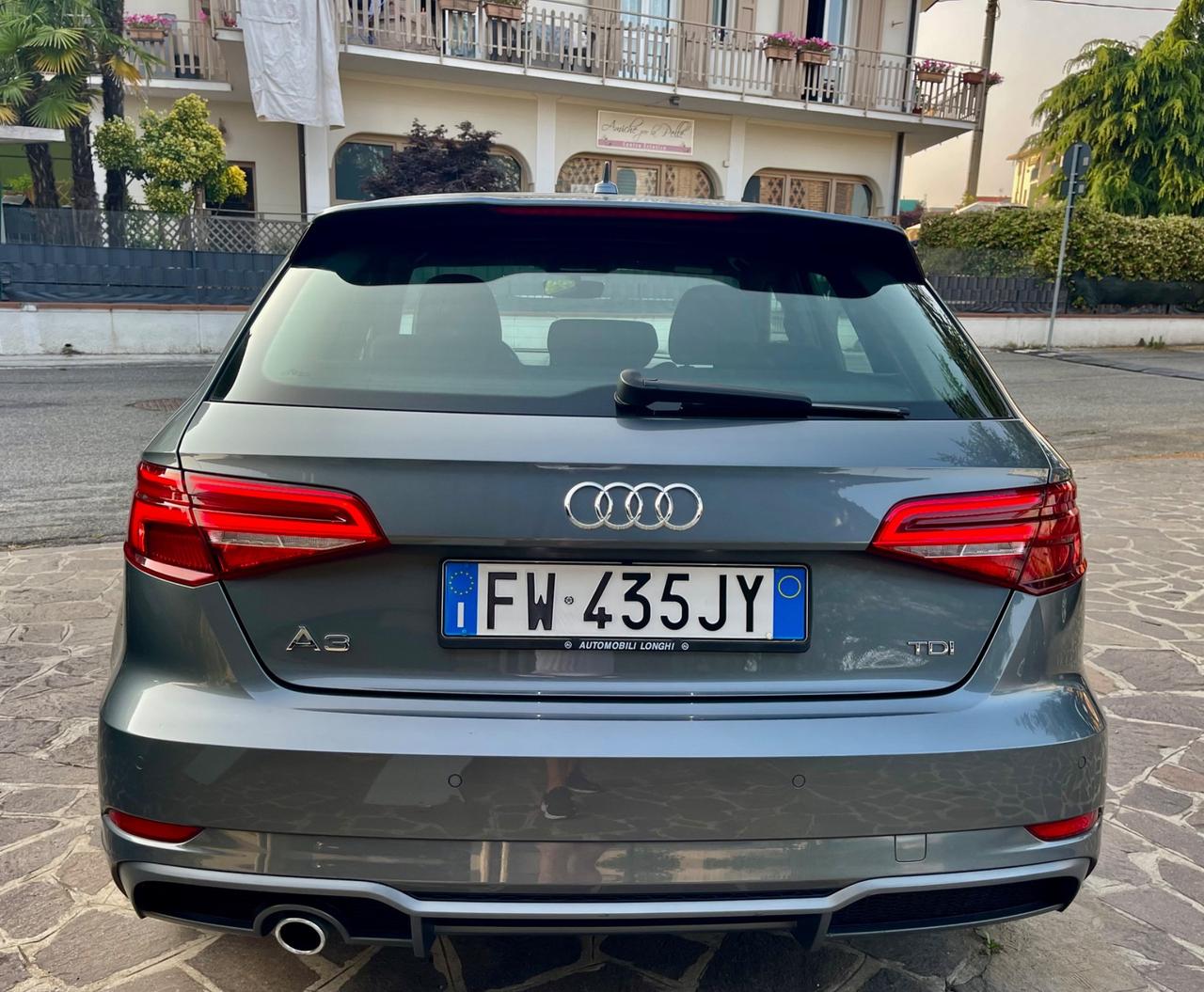Audi A3 1.6 TDI 116 CV S tronic S-Line