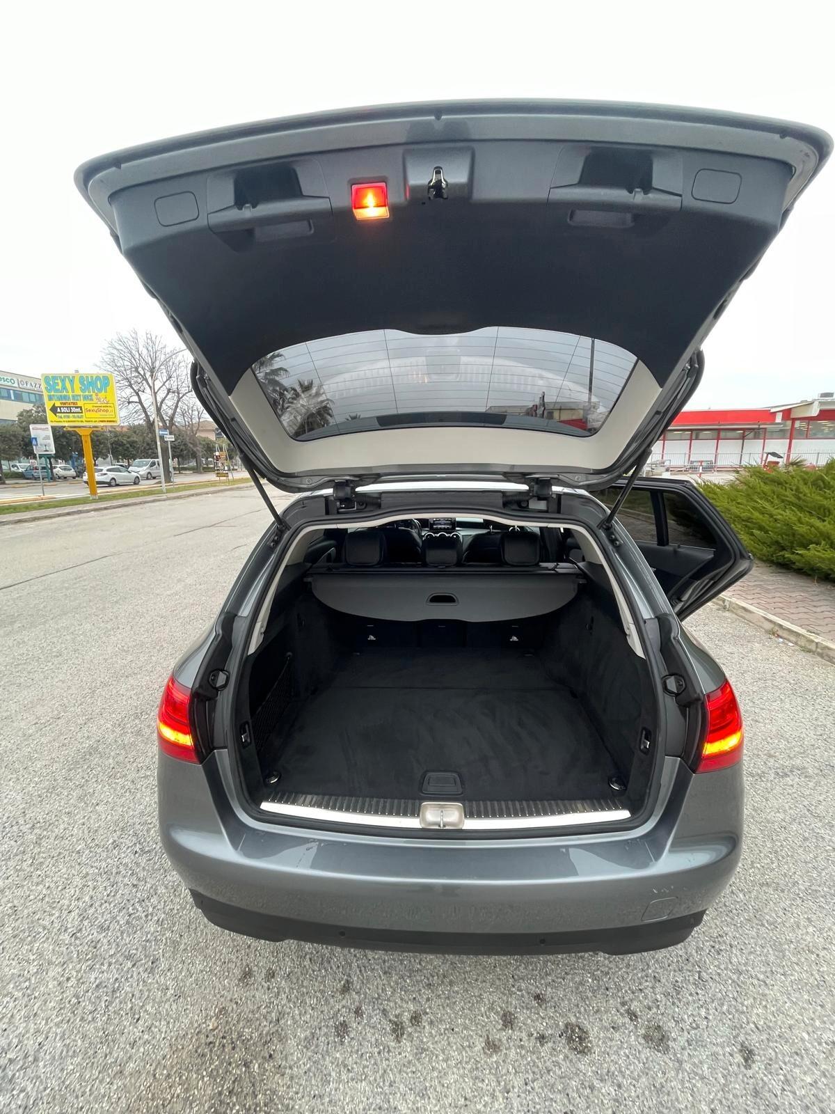 Mercedes-benz C 200 d S.W. Auto Premium (AMG) Automatico 135 mila km