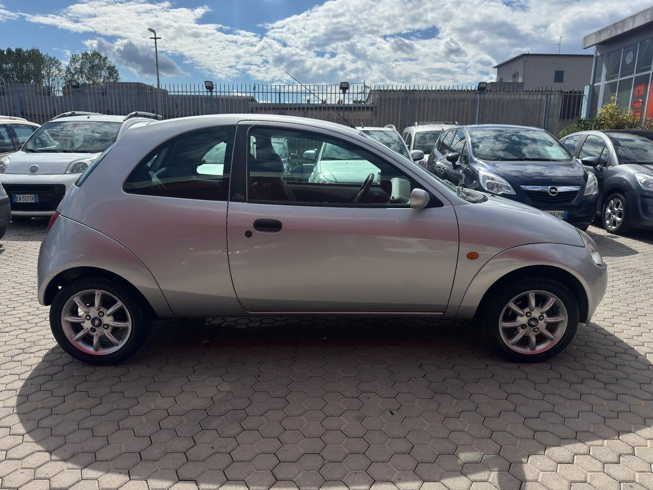 Ford Ka ADATTA A NEOPATENTATI 1.2 8V 69CV Titanium