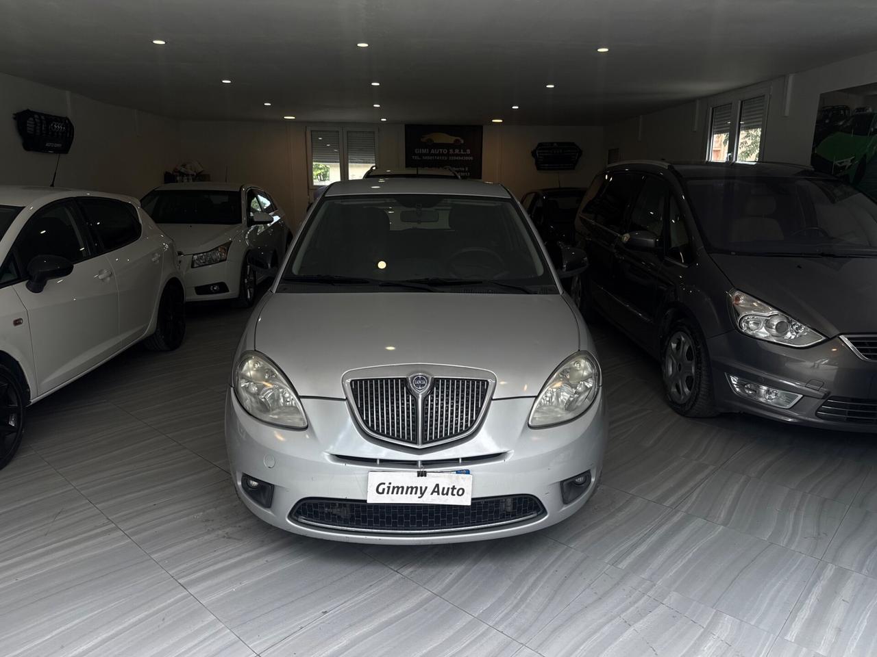 Lancia Ypsilon 1.2 benzina 93.000KM