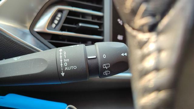 PEUGEOT 308 Hdi 120cv EAT6 ALLURE NAVI-PDC-CARPLAY-ANDROID