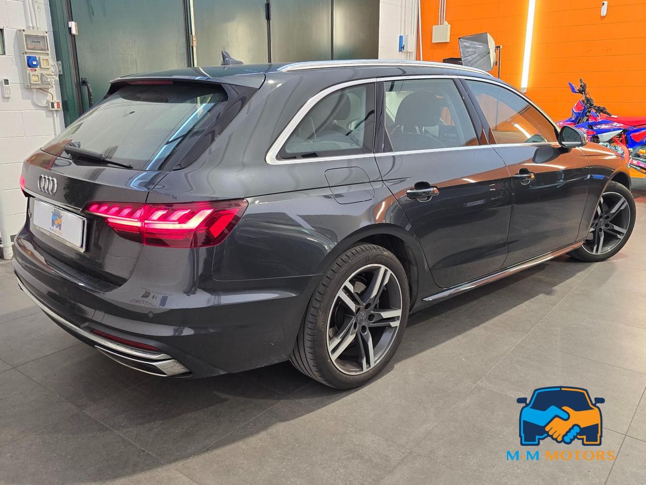 Audi A4 Avant 35 2.0 tdi mhev Business Advanced 163cv s-tronic