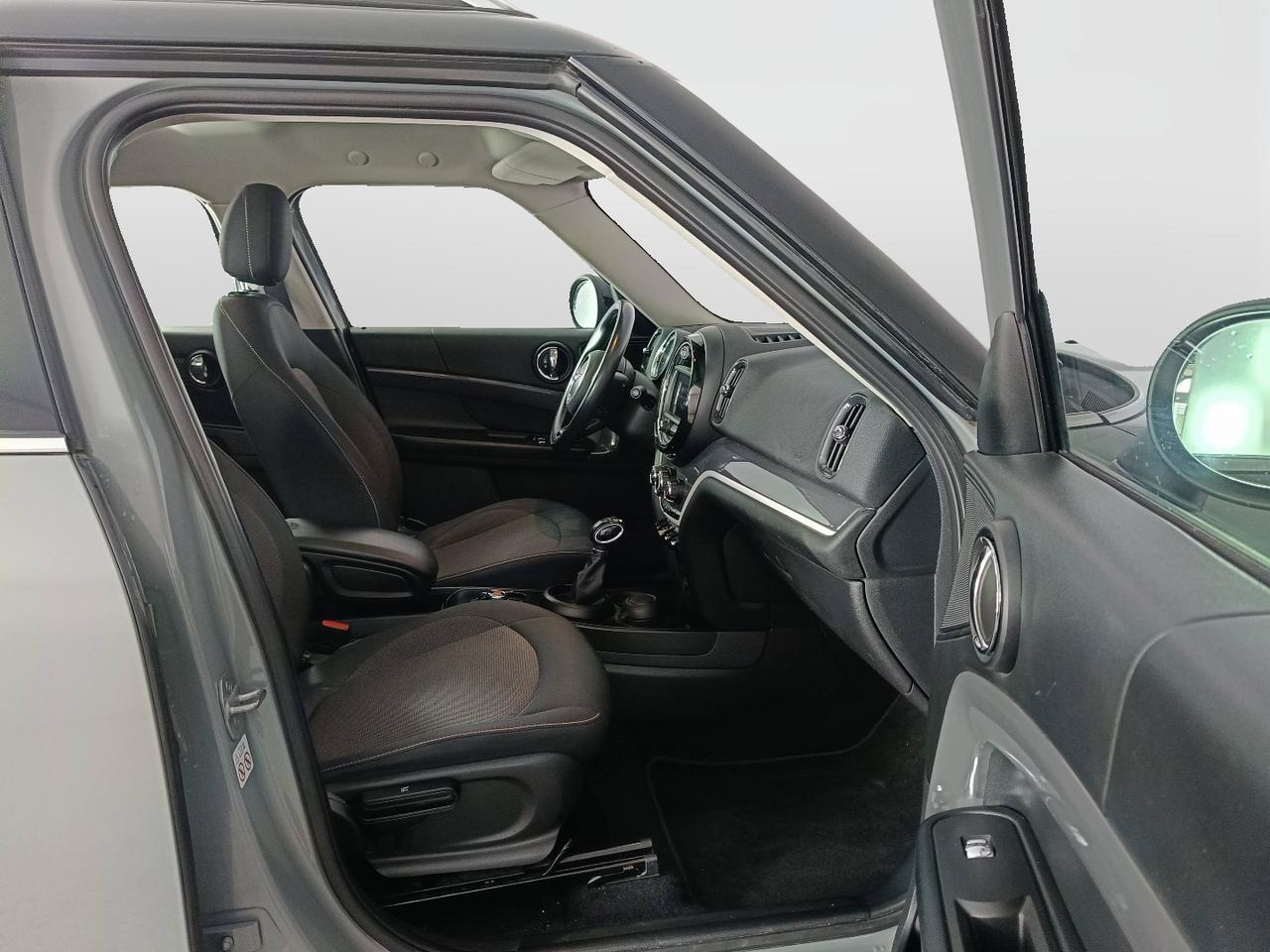 MINI Mini Countryman F60 2017 - Mini Countryman 1.5 Cooper SE all4 auto