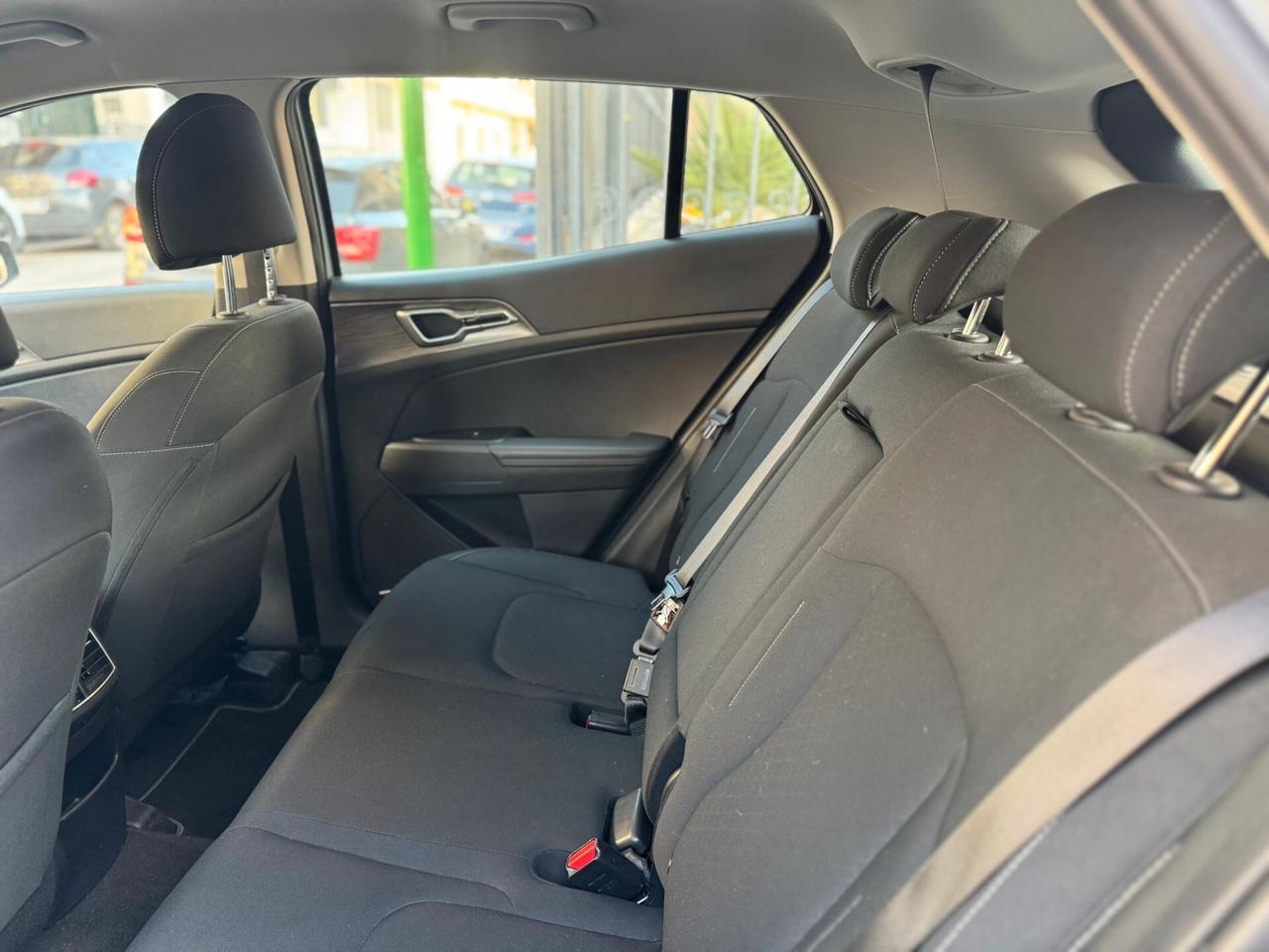 Kia Sportage 1.6 TGDi MHEV DCT Business