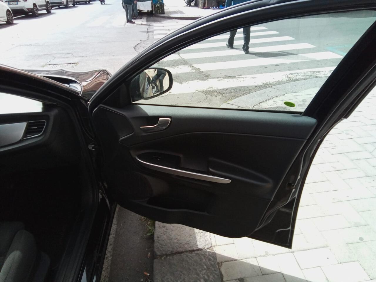 Alfa Romeo Giulietta 1.4 Turbo 105 CV Progression