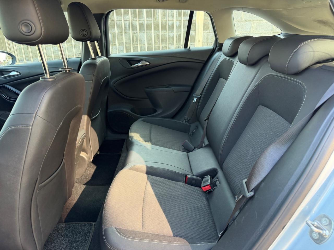 Opel Astra 1.6 CDTI EcoFLEX S&S Sports Tourer Business