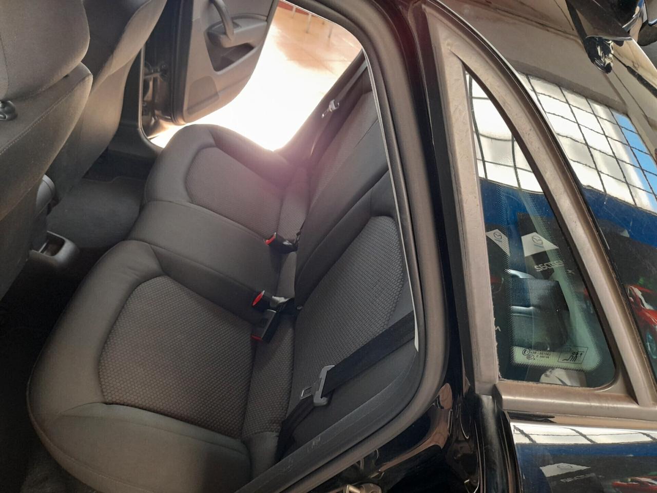 Audi A1 1.6 TDI S line edition plus