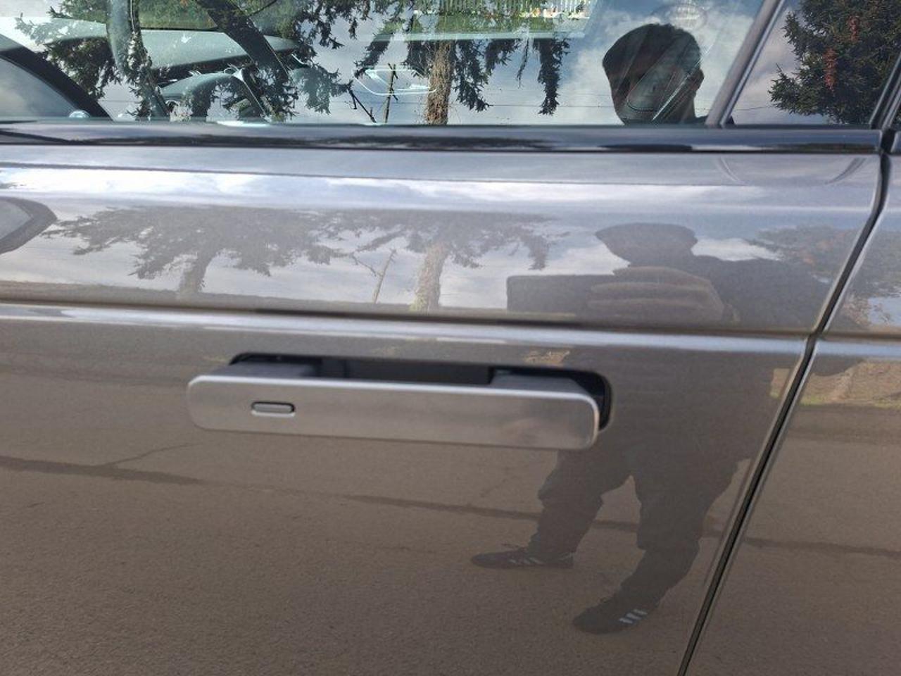 Land Rover Range Rover Velar 3.0 V6 SD6 300 CV R-Dynamic HSE