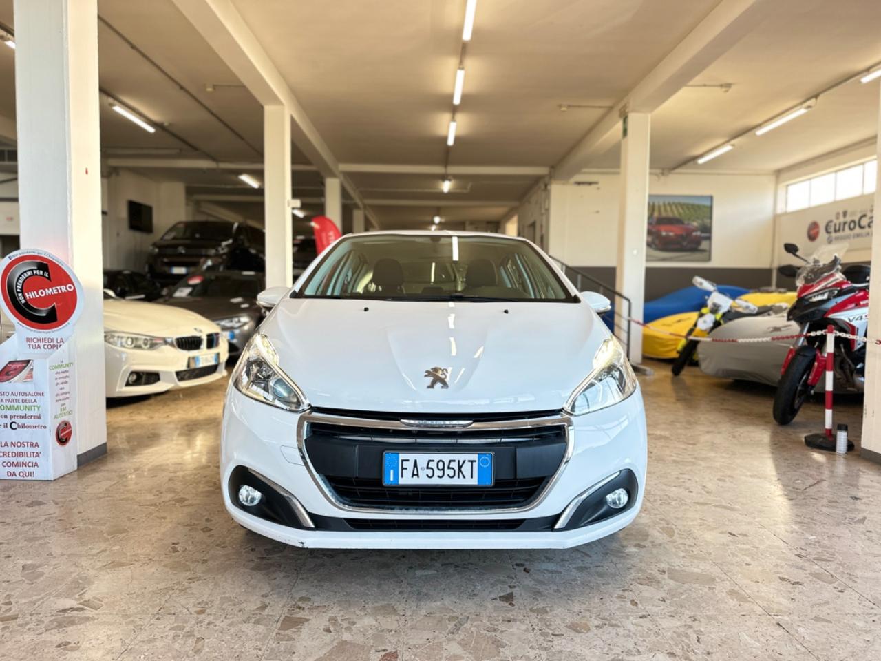 Peugeot 208 1.4 Bhdi 75cv Allure 07/2015 Neopatentato Euro 6