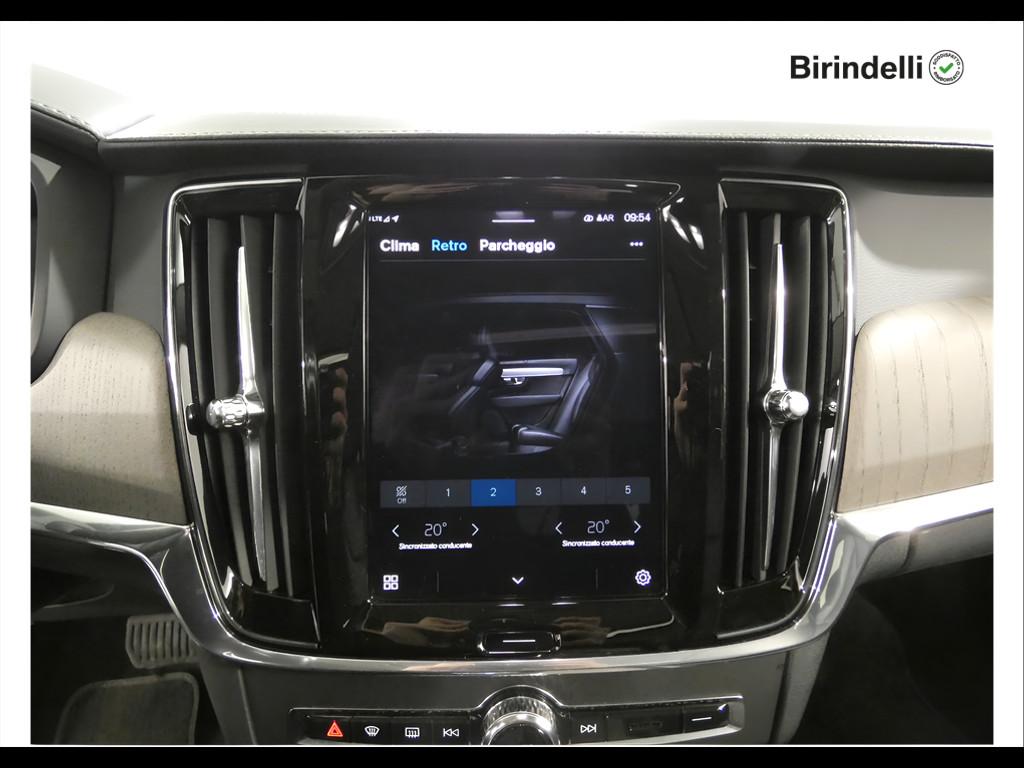 VOLVO V90 (2016-->) - V90 B4 (d) AWD Geartronic Inscription