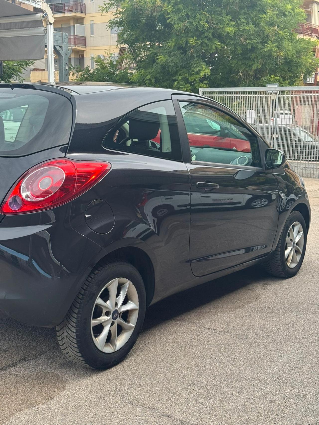 Ford Ka Ka+ 1.2 8V 69CV Titanium