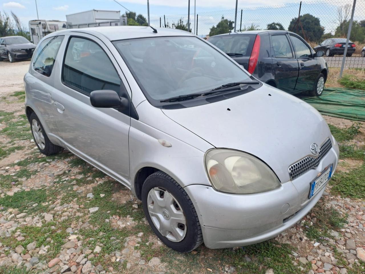 Toyota Yaris 1.0benzina