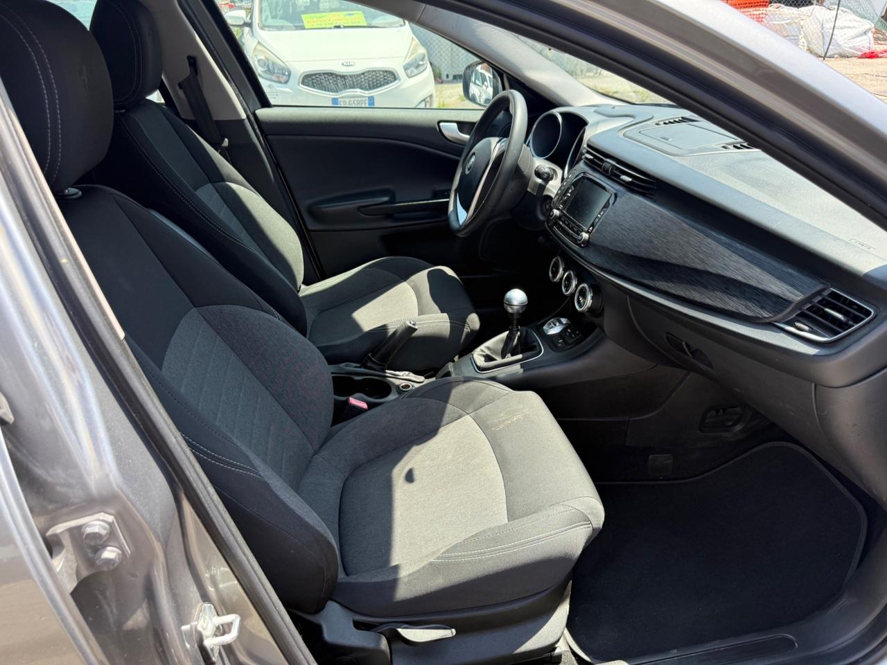 Alfa Romeo Giulietta 1.6 JTDm 120 CV