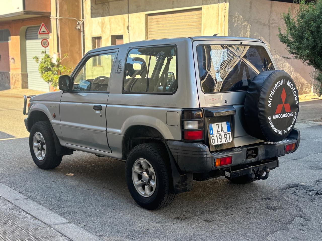 Mitsubishi Pajero 2.5 TDI Metal-top GL