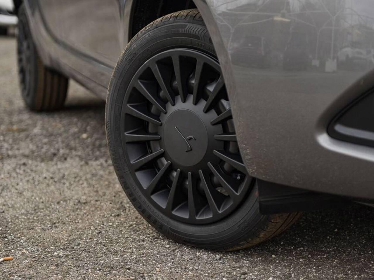 LANCIA Ypsilon III 2021 - Ypsilon 1.0 firefly hybrid Silver s&s 70cv