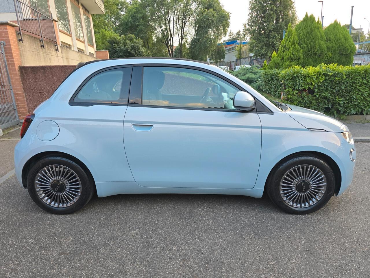 FIAT 500e Cabrio Passion 42 kWh