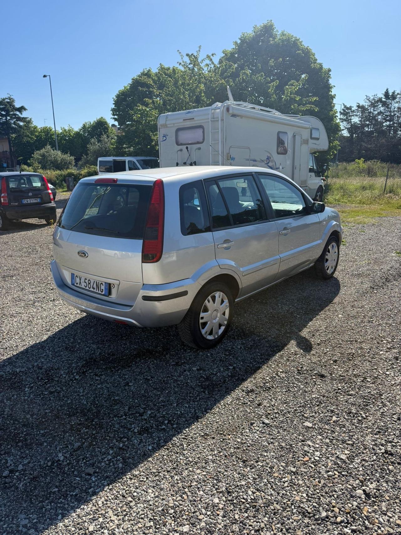 Ford Fusion 1.4 16V 5p. Leather