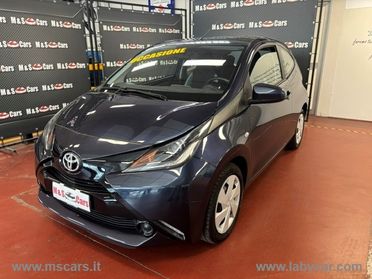 TOYOTA Aygo 1.0 VVT-i 69 CV 3p. x-play
