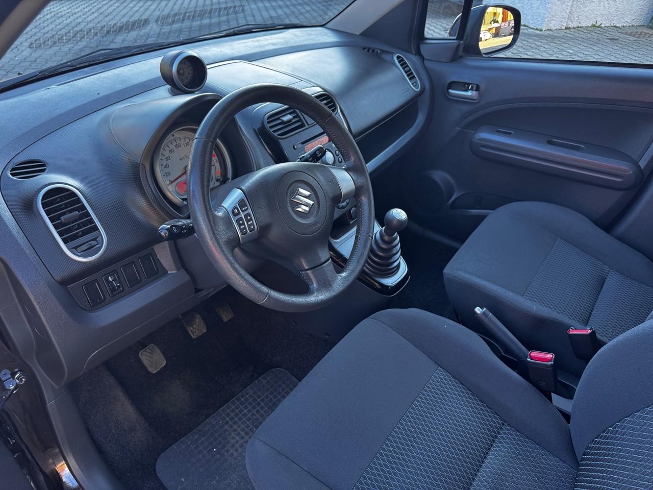 Suzuki Splash 1.0 VVT neopatentati 64000km