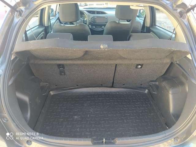 Toyota Yaris Yaris III 2017 5p 1.5h Style my18