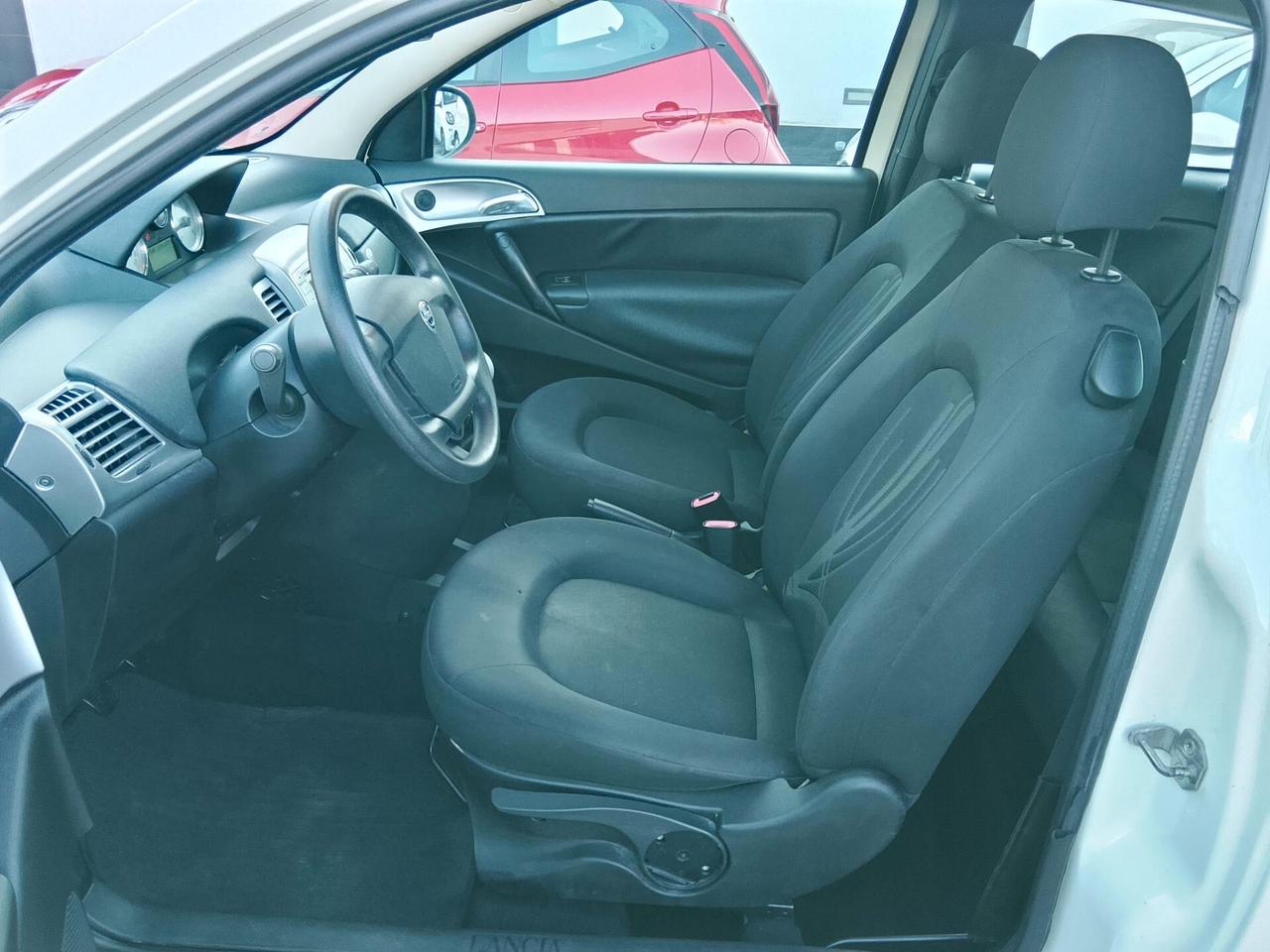 Lancia Ypsilon 1.2 DIVA