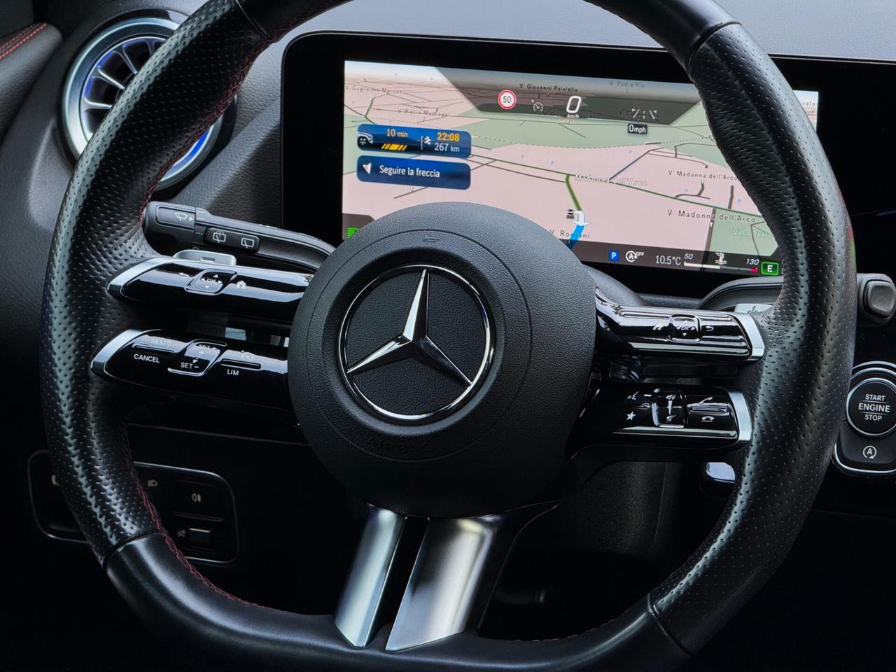 Mercedes-Benz GLA 200 d AMG Premium TETTO MULTIBEAM