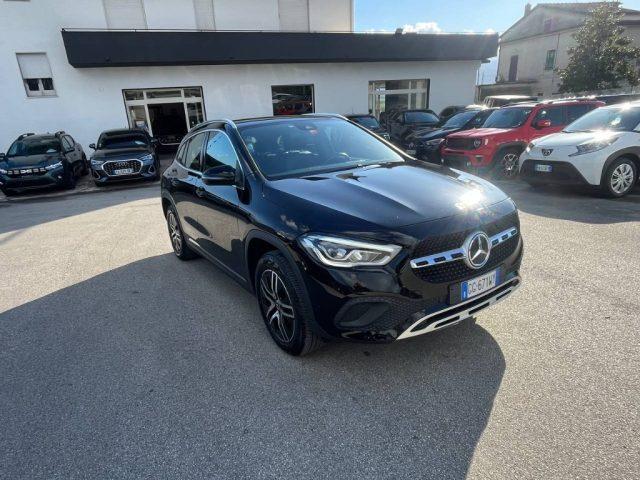 MERCEDES-BENZ GLA 250 Mercedes-Benz GLA-Klasse GLA 250e Progressive