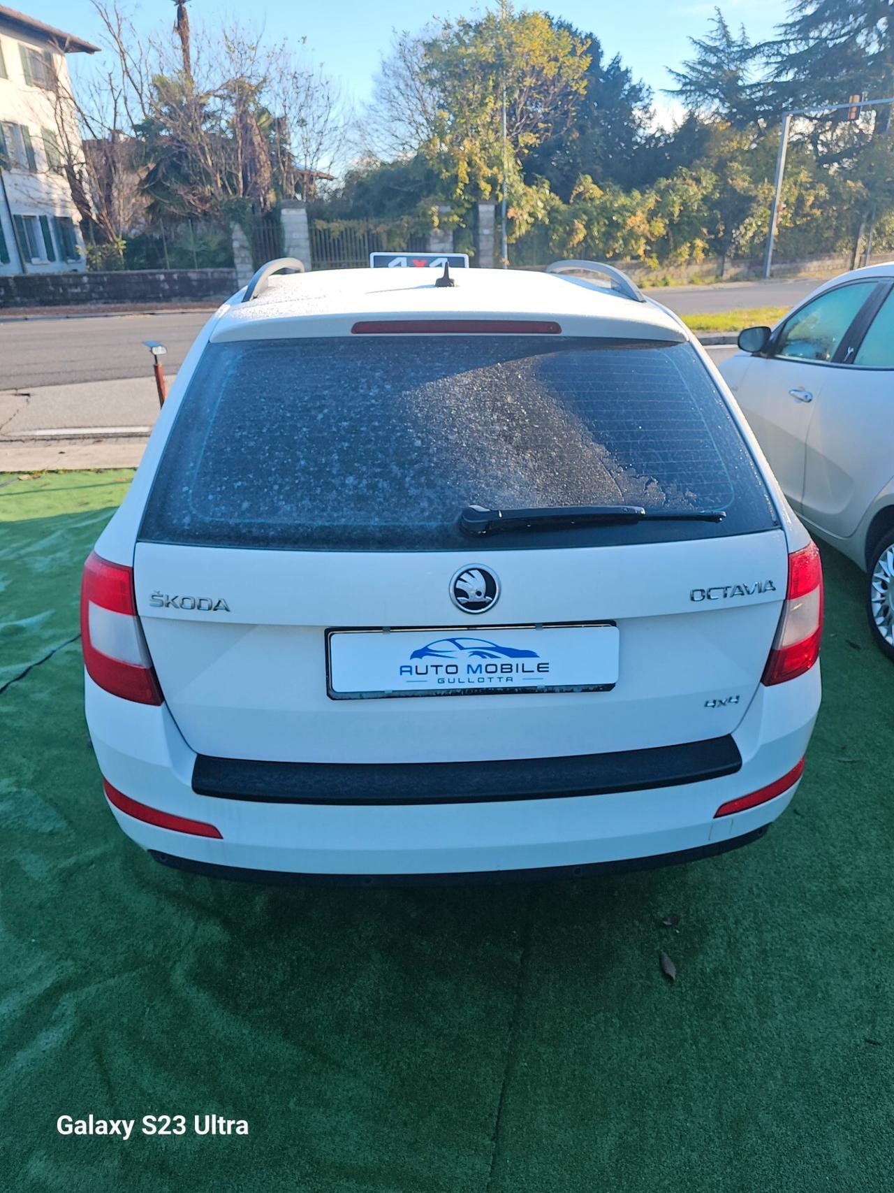 Skoda Octavia 1.6 TDI CR 110 CV 4x4 Wagon Executive