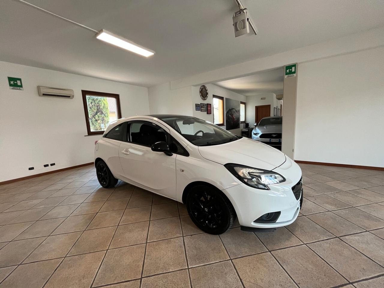 Opel Corsa 1.3 CDTI ecoFLEX 95CV Start&Stop Coupé b-Color
