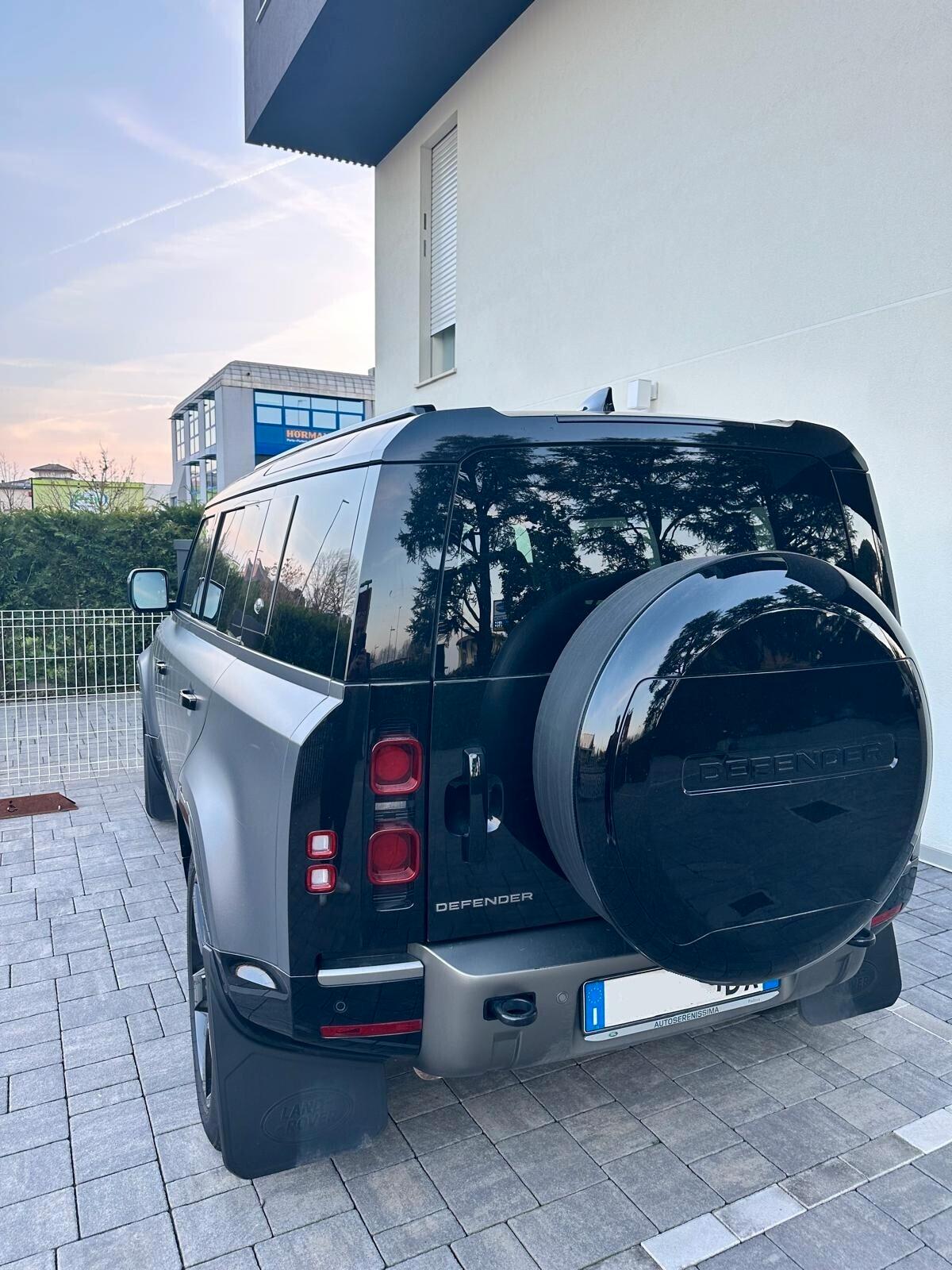 Land Rover Defender 130 3.0D I6 300 CV AWD DYNAMIC, TETTO