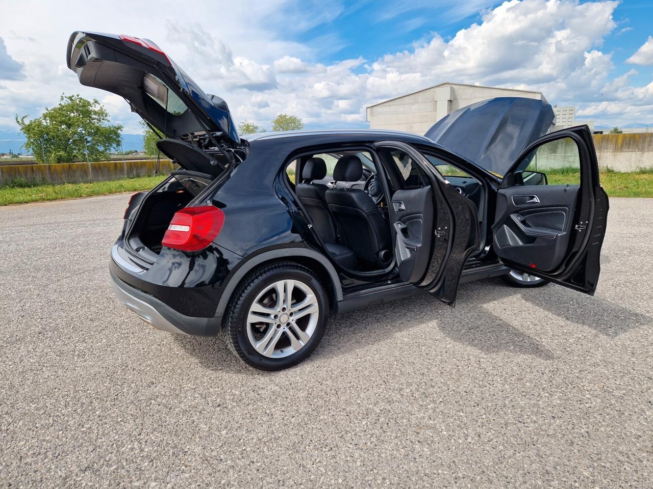 Mercedes GLA 180 d Enduro Tetto navi Garanzia 12 mesi My 16