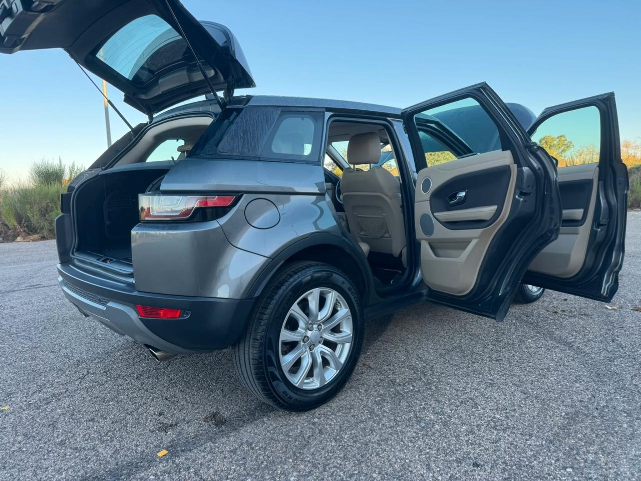 Range Evoque 2.0 TD4 2018 SOLO 134.000 KM