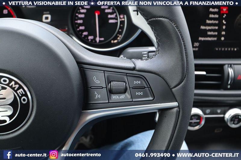 Alfa Romeo Giulia 2.0 Turbo 200CV AT8 Super TETTO