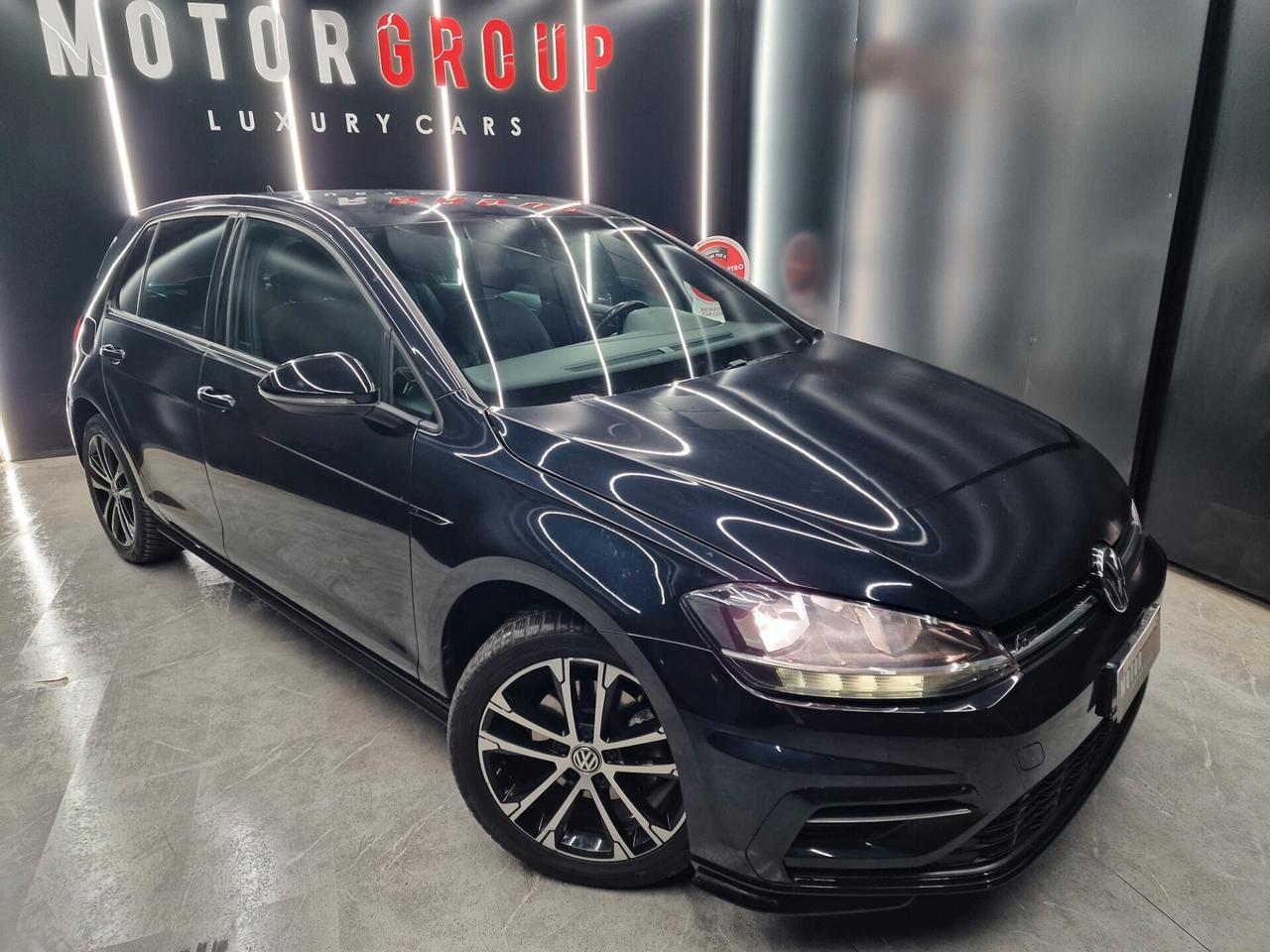 Volkswagen Golf 1.6 TDI 115 CV 5p. R line