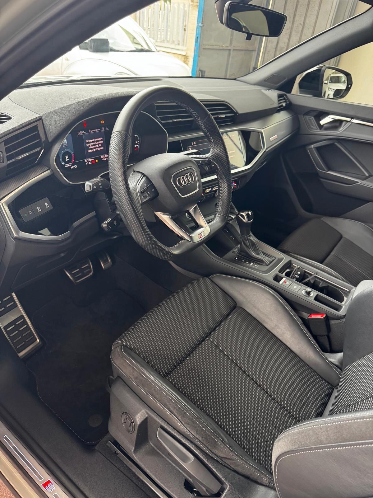 Audi Q3 SPB 45 TFSI e S tronic line edition