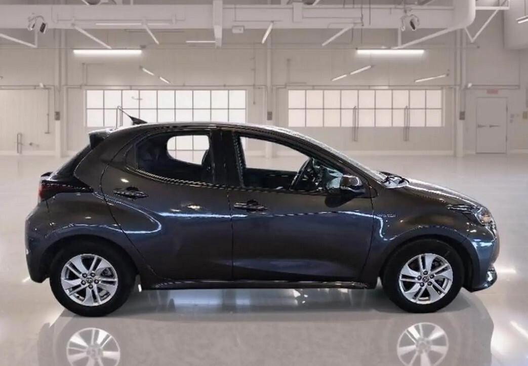 Toyota Yaris 1.5 Hybrid 5 porte Business