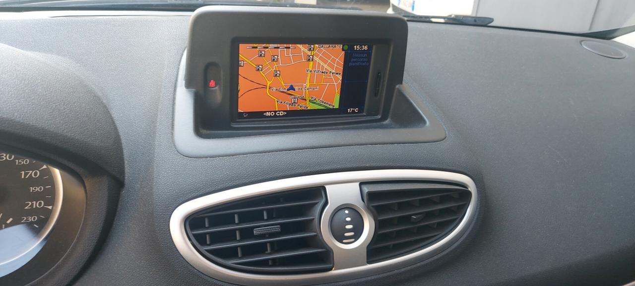 Renault Clio 1.2 16V 5 porte Dynamique