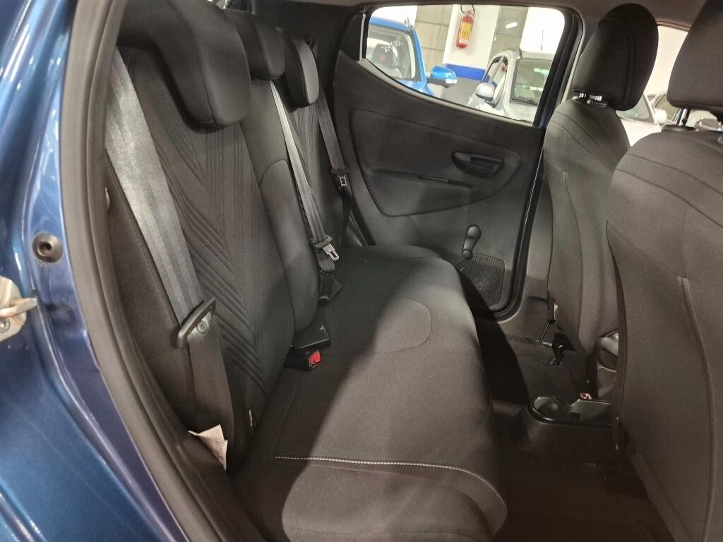 Lancia Ypsilon 1.0 FireFly 5 porte S&S Hybrid Gold