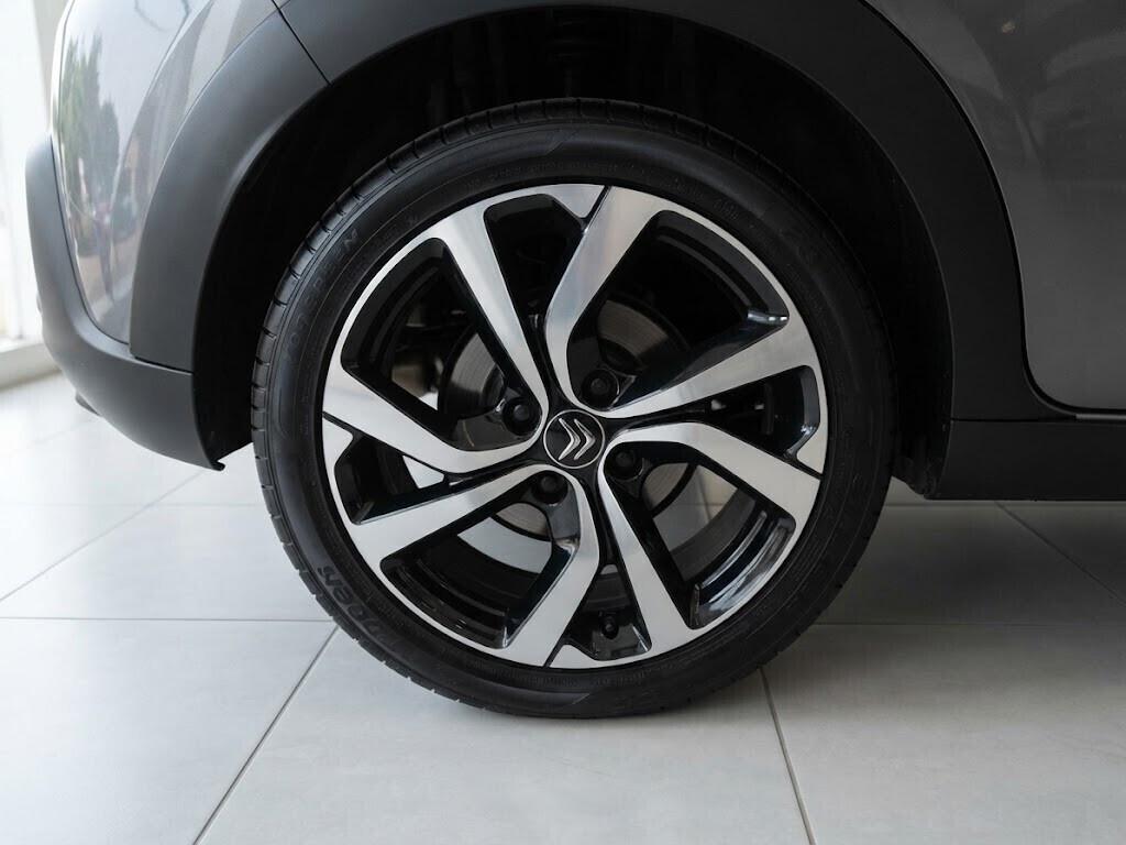 Citroen C3 Shine 1.2 benzina ( 110 cv)