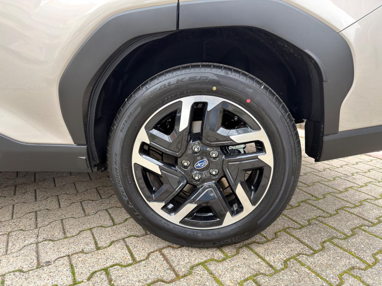 Subaru Forester 2.0 e-Boxer cvt