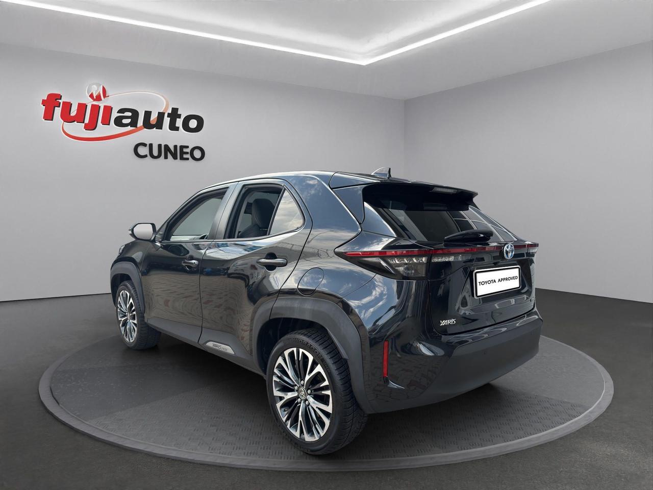 Toyota Yaris Cross 1.5h Lounge fwd 116cv e-cvt