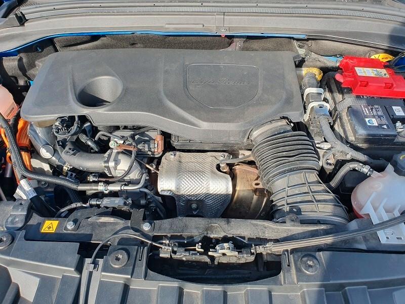 ALFA Tonale 1.3 PHEV 280 AT6 VELOCE NAVI CAM TETTO