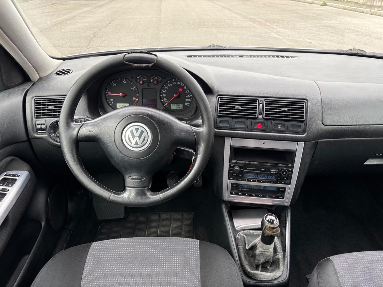 Volkswagen Golf 1.9 TDI/101 CV UNICO PROPRIETARIO